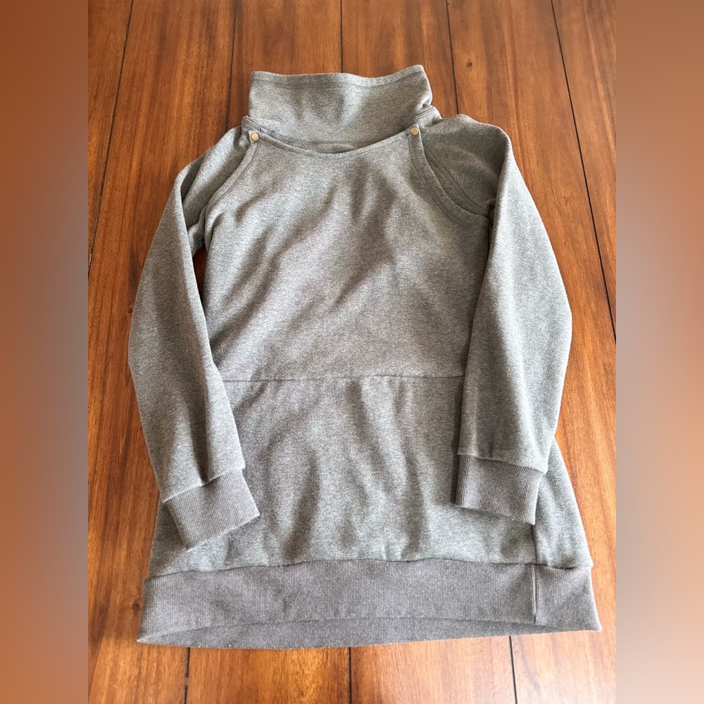Latched Mama Harbor Snap Nursing Pullover - Medium / Dark Charcoal - Picture 3 of 8